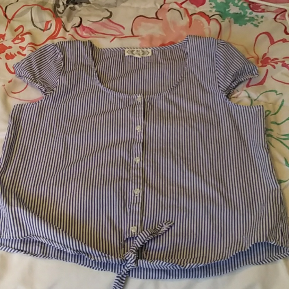 🔵Striped Blouse